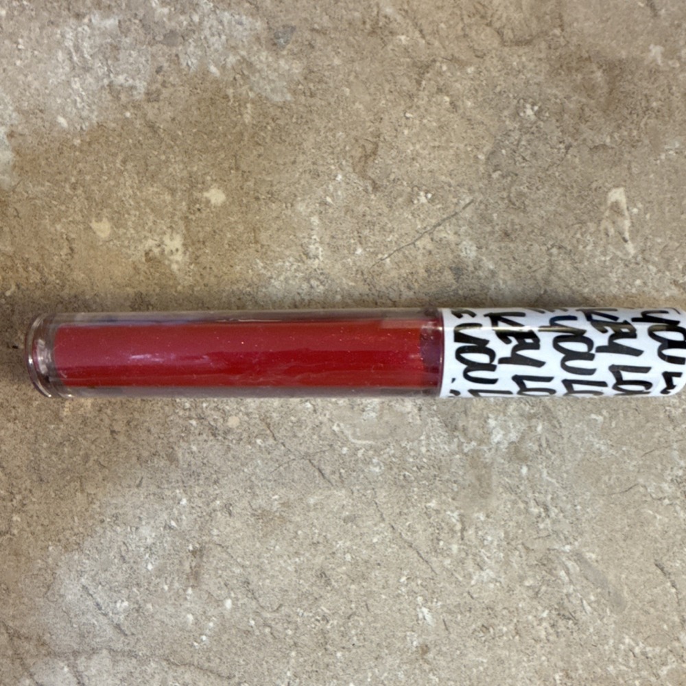 BH Cosmetics Low Key Love You Lip Gloss Red Liquid BH-3100-063